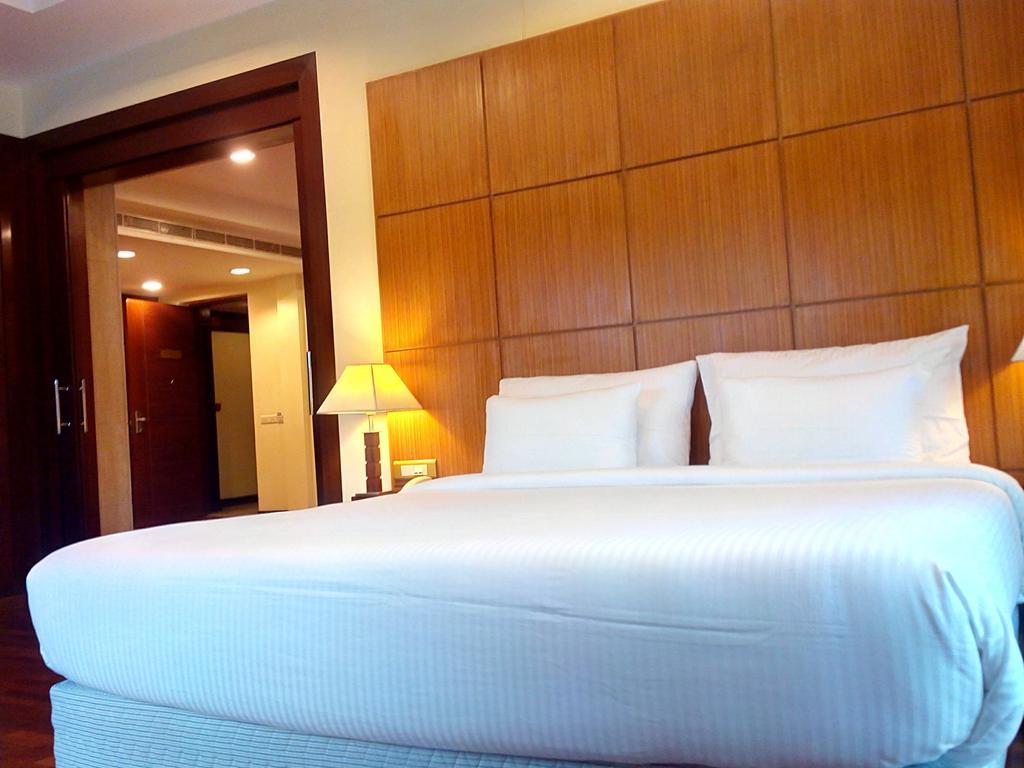 The Ocean Pearl Retreat Hotel New Delhi Exterior photo