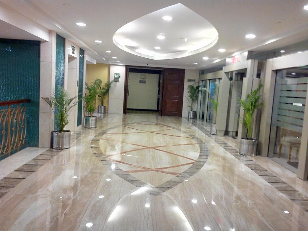 The Ocean Pearl Retreat Hotel New Delhi Exterior photo