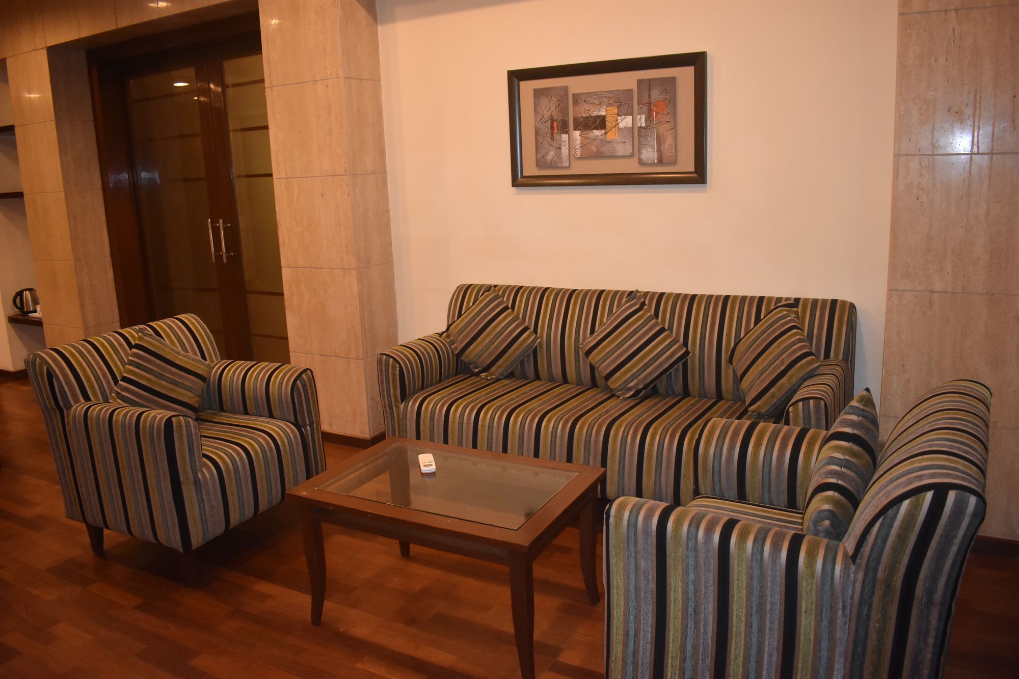 The Ocean Pearl Retreat Hotel New Delhi Exterior photo
