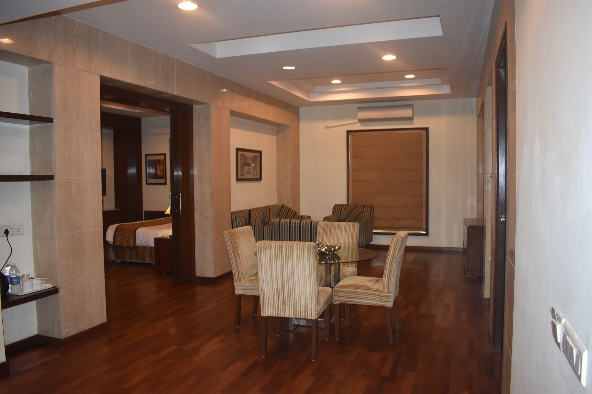 The Ocean Pearl Retreat Hotel New Delhi Exterior photo